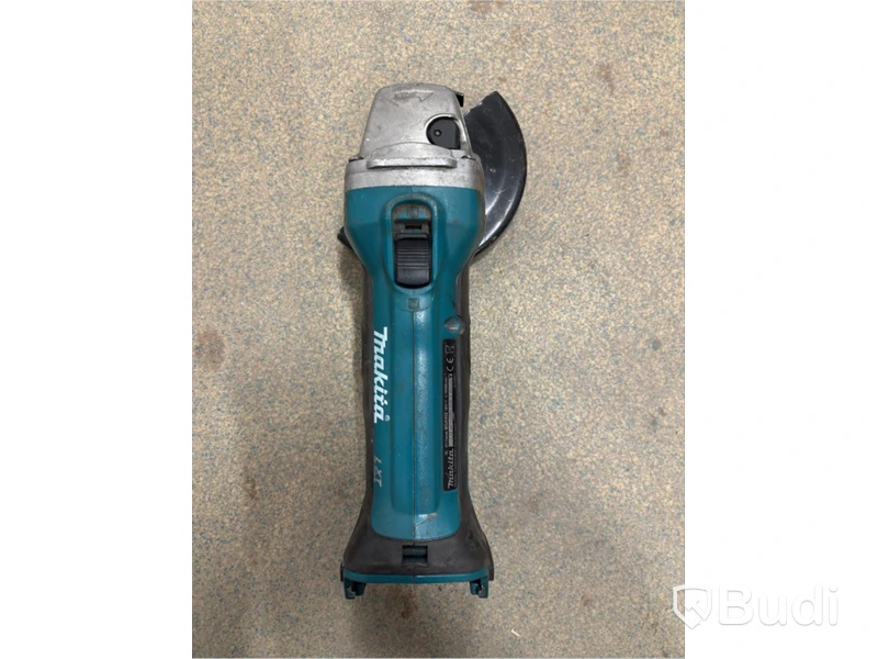 Tool lot, 4 Makita 18V angle grinders