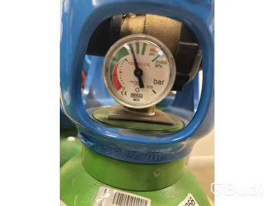 Gas cylinder