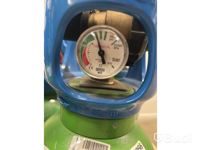 Gas cylinder