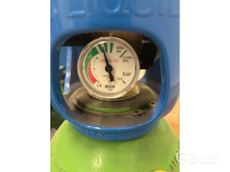Gas cylinder