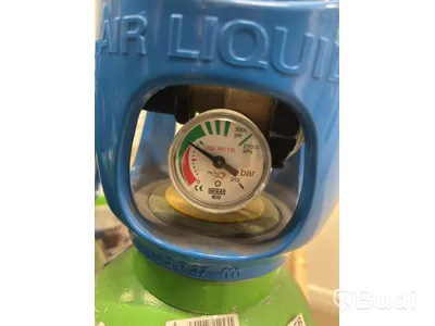 Gas cylinder