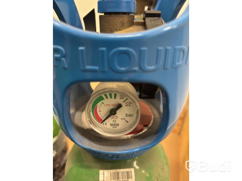 Gas cylinder
