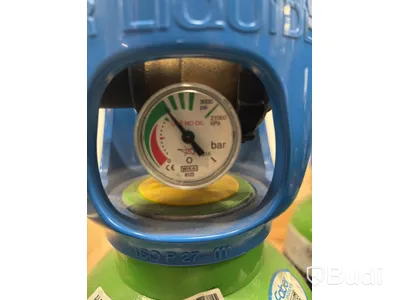 Gas cylinder