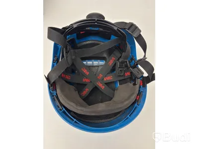 2 safety harnesses, incl. various accessories, backpacks + helmets, Würth