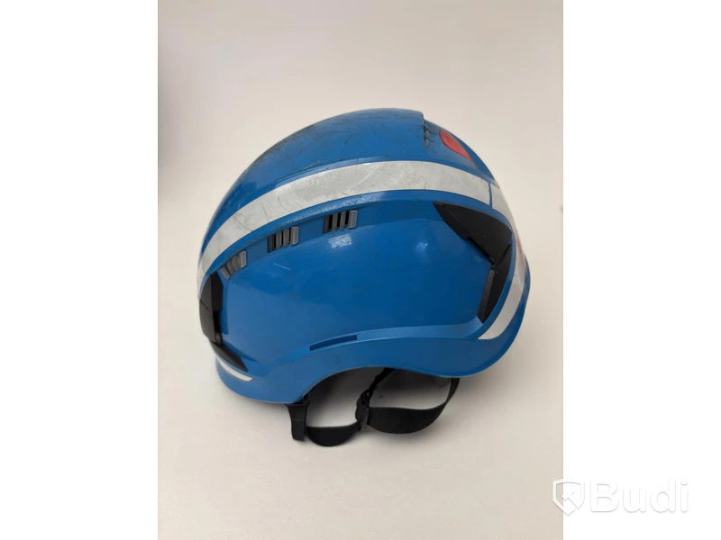 2 safety harnesses, incl. various accessories, backpacks + helmets, Würth