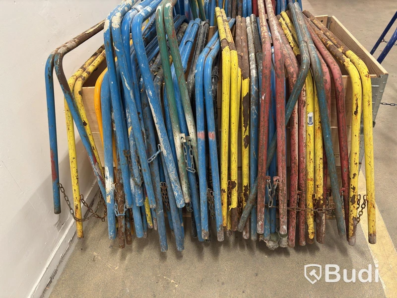 Lot of drywall trestles