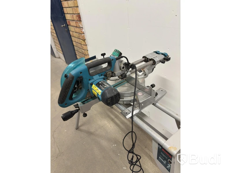 Makita LS0815FL Mitre Saw incl. Bosch GTA 2600 stand with side supports