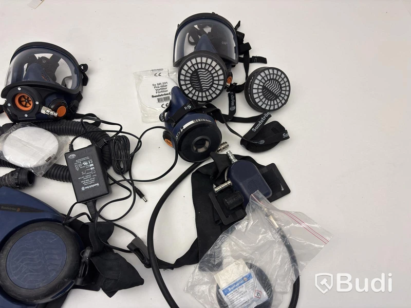 Lot of Sundström Respirators