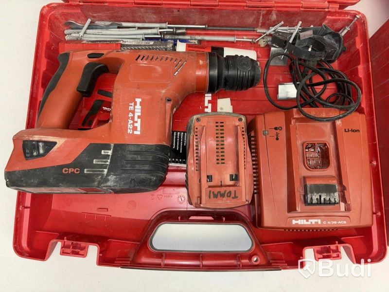 Borrhammare och vinkelslip Hilti