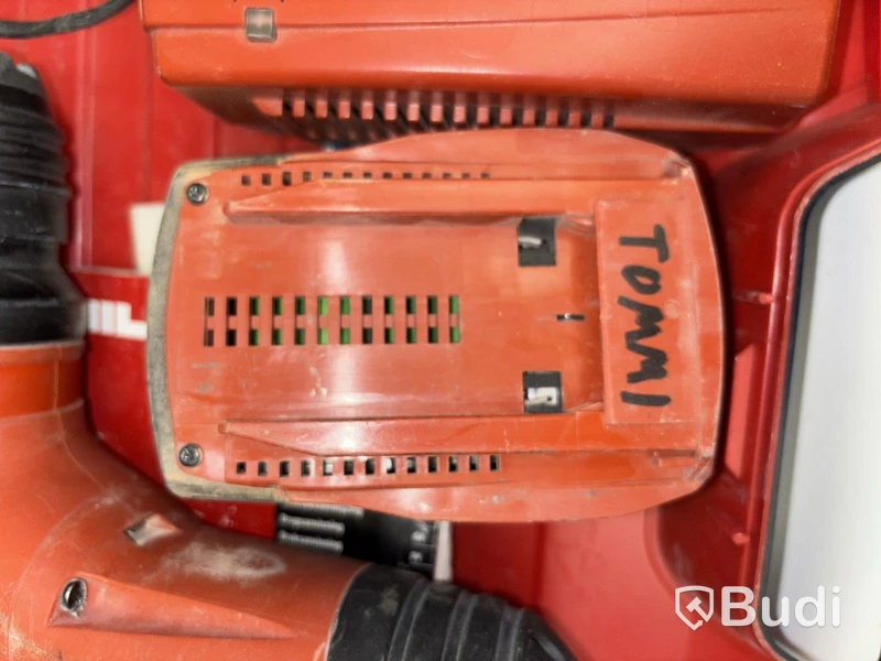 Borrhammare och vinkelslip Hilti