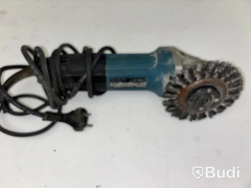 Makita Angle Grinder and Pruning Shears