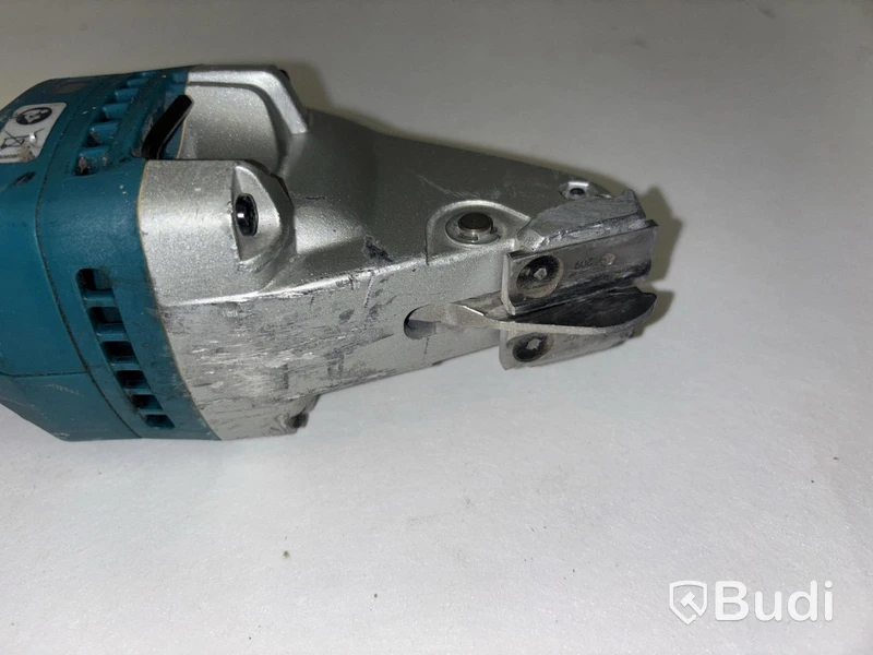 Makita Angle Grinder and Pruning Shears