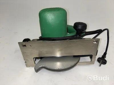Hitach circular saw and sheet metal nibbler