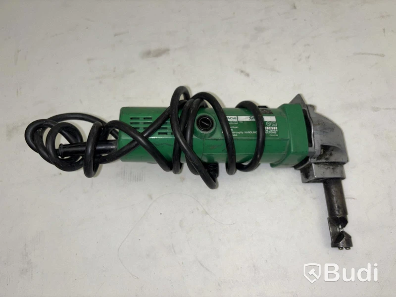 Hitach circular saw and sheet metal nibbler