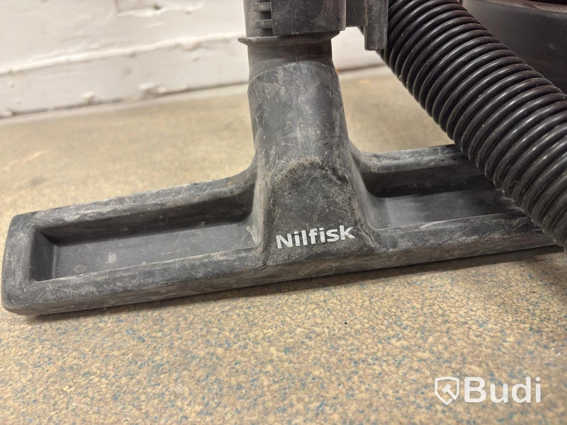 Nilfisk VP930 HEPA Vacuum Cleaner