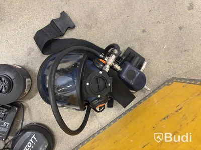 Sundström respiratory protection incl. various accessories
