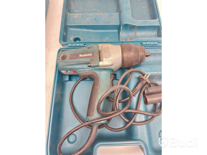 2 st. Mutterdragare Makita TW0350
