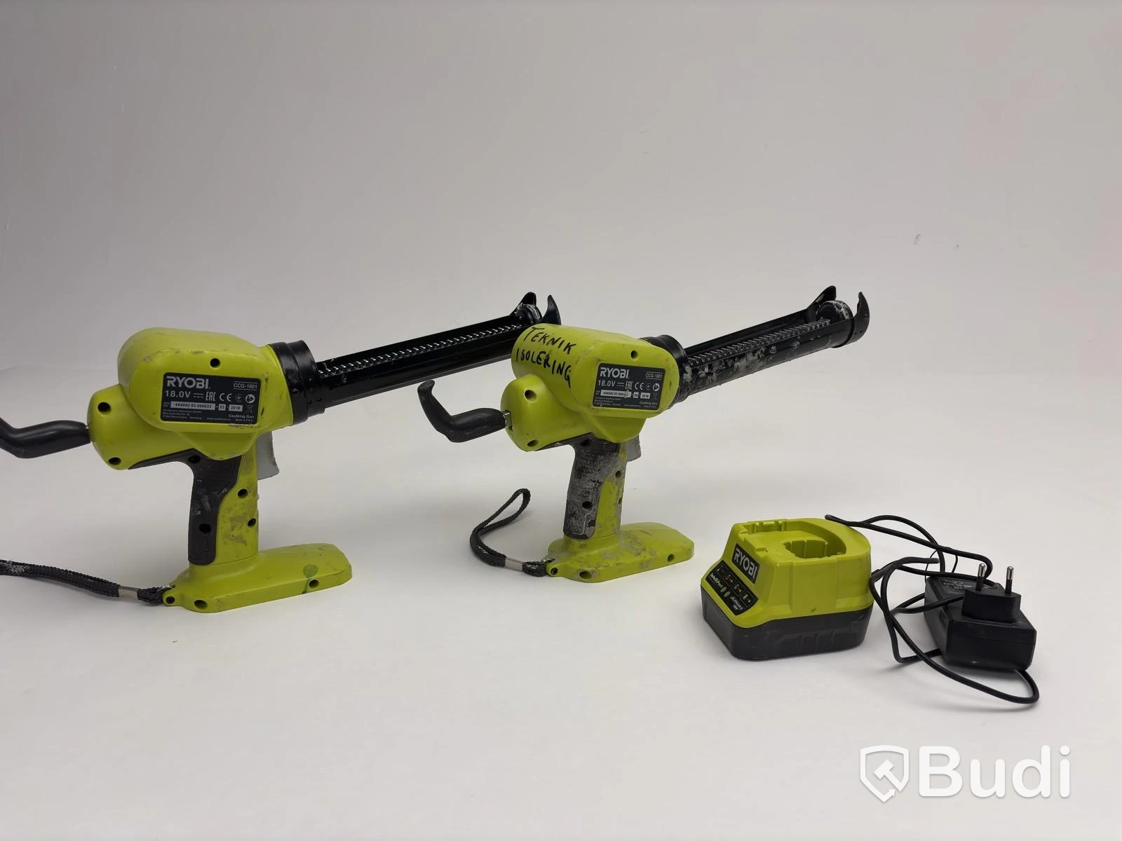 2 pcs. Ryobi CCG-1801 Caulking Guns