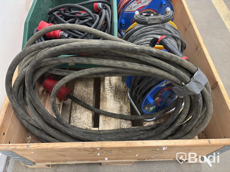 Lot of assorted electrical cables, cable reels and distribution units