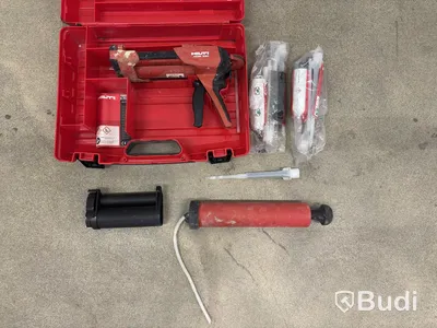 Lot of assorted tools