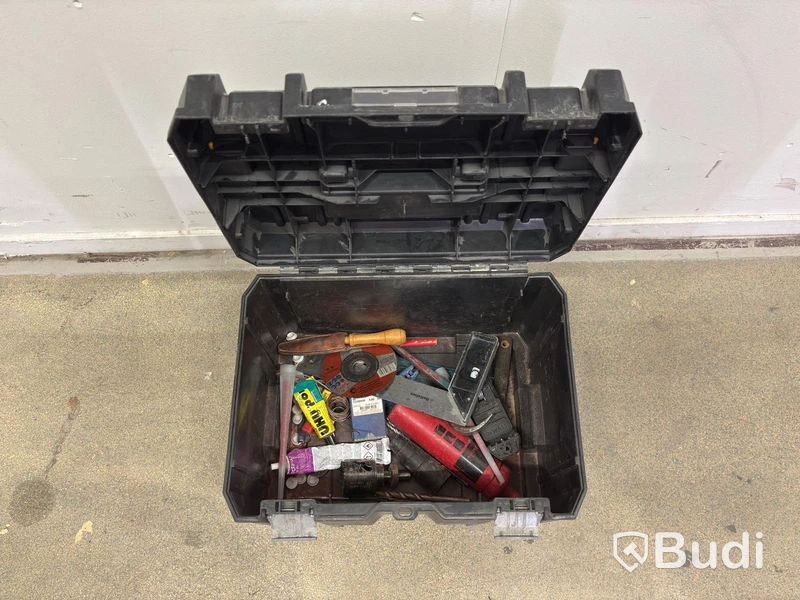 Lot of tool accessories