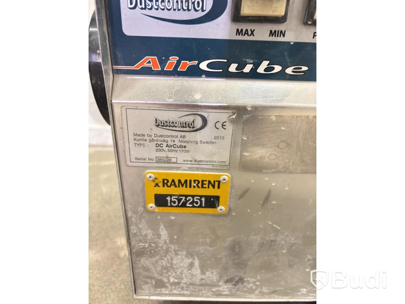 2 Dustcontrol DC Air Cube air purifiers