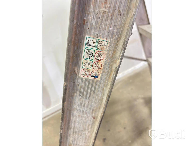 Nilfisk vacuum cleaner and Wibe ladder