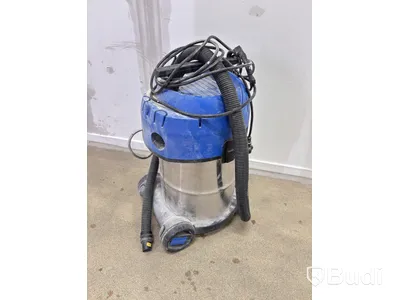Nilfisk vacuum cleaner and Wibe ladder