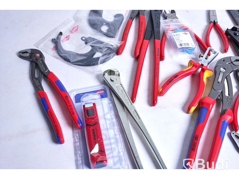 Parti med tänger och verktyg - KNIPEX