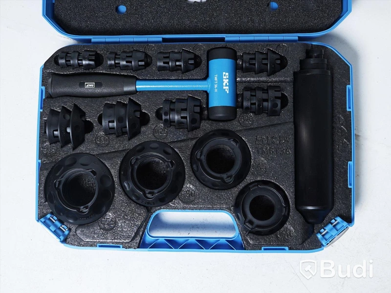 Lagermonteringsverktyg - SKF TMFT 36 Bearing Fitting Tool Kit. Ord. pris ink. moms: ca 8500 kr