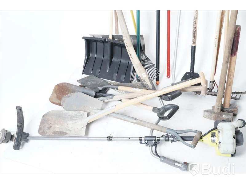 Grästrimmer & trädgårdsverktyg, jordspade, kratta, räfsa, sekatör