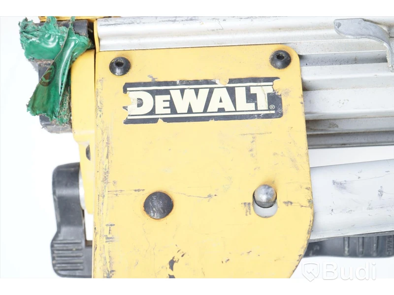 Arbetsbord för Kap- & gersåg DeWalt.