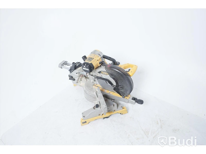 Kap- och gersåg Dewalt DW717XPS-QS, inkl. arbetsbord DE7023. Funktionstestad.