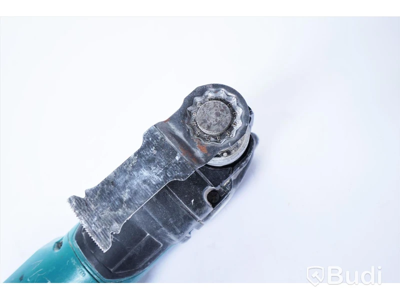 Multiverktyg Makita DTM51, utan batteri