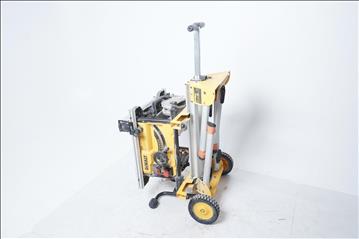 Bordcirkelsåg DeWalt, DWE7485-QS, inkl. arbetsbord DE7400. Funktionstestad.