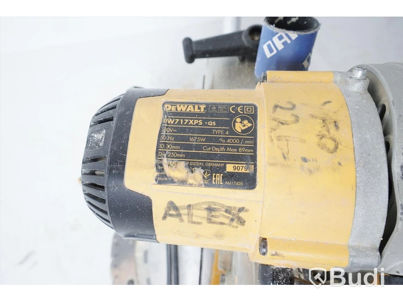Kap- och gersåg Dewalt DW717XPS-QS inkl. arbetsbord DE7023. Funktionstestad.