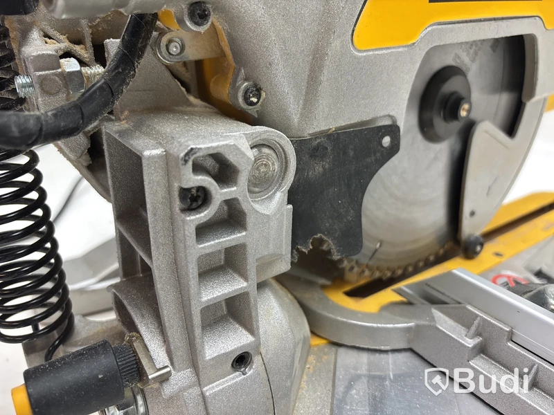 Kap- & gersåg Dewalt DWS777
