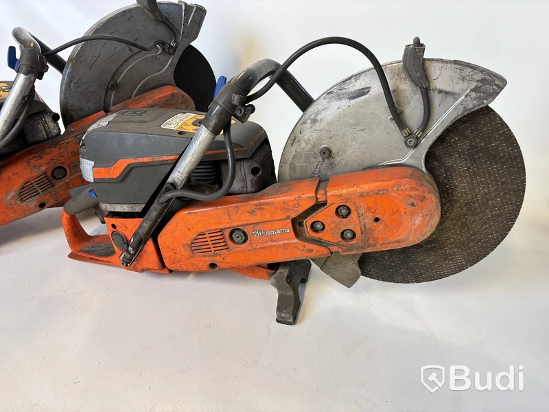 2 st. Motorkap Husqvarna K 970