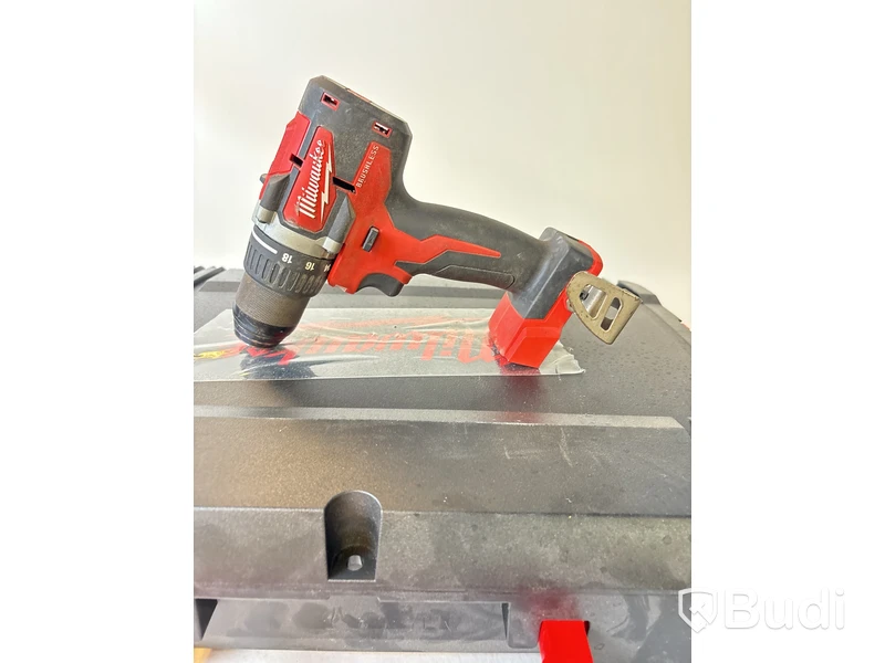 Skruvdragare Milwaukee M18 CBLDD