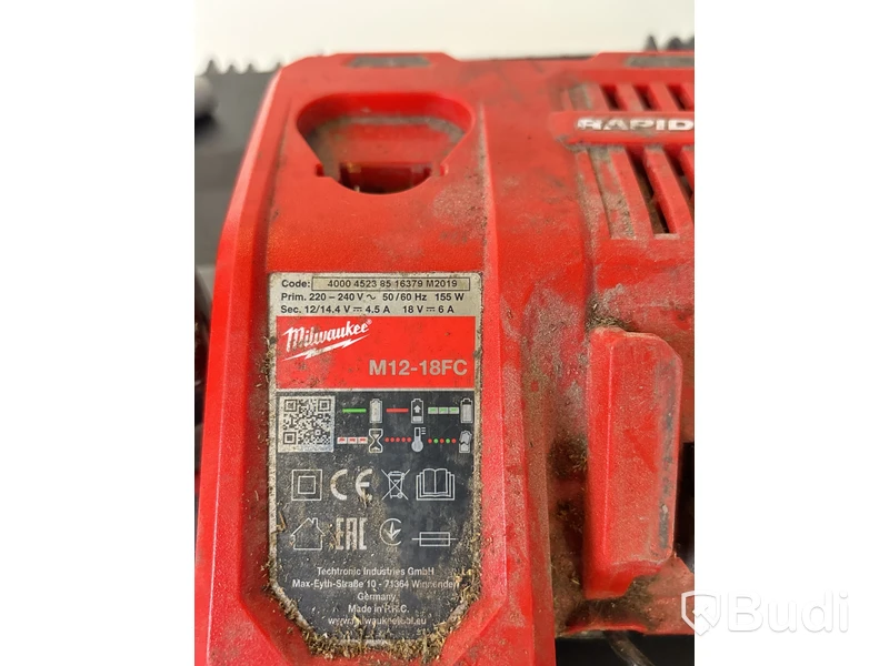 Skruvdragare Milwaukee M18 CBLDD
