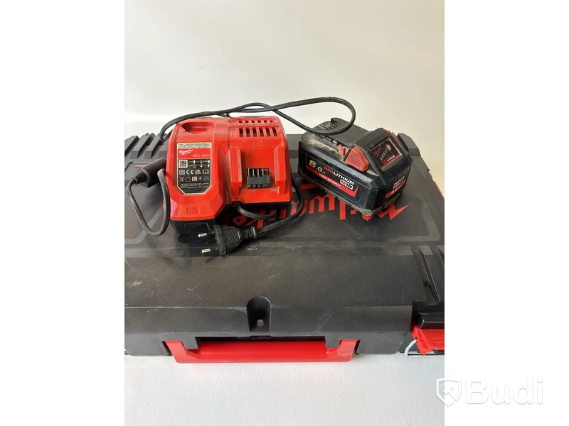 2 st. Mutterdragare Milwaukee med 2 st. batteri ock laddare
