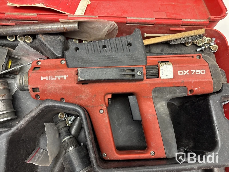 Bultpistol HILTI DX 750