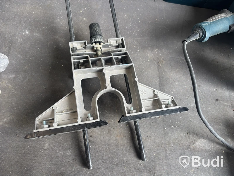 Överfräs Bosch GOF 1250 CE, 1250 W