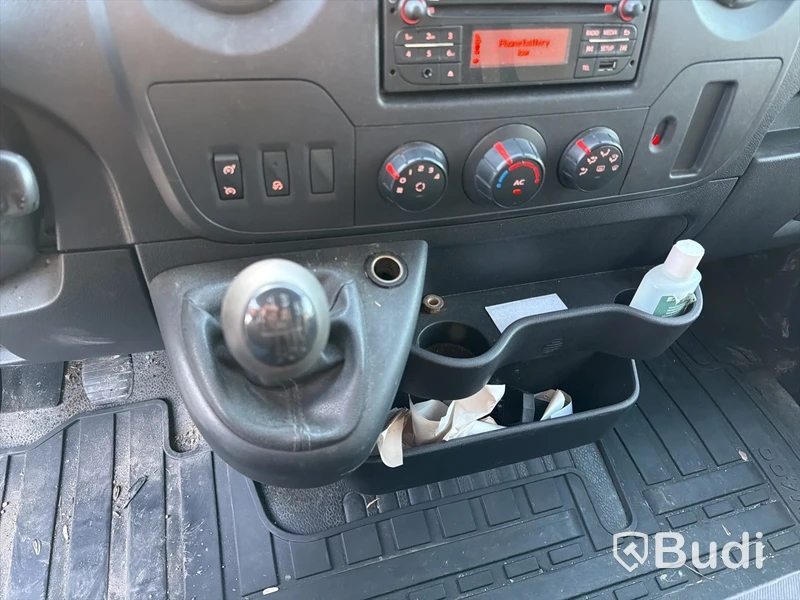Nissan NV400 2.3 dCi (125hk) Volymskåp med bakgavellift -2015