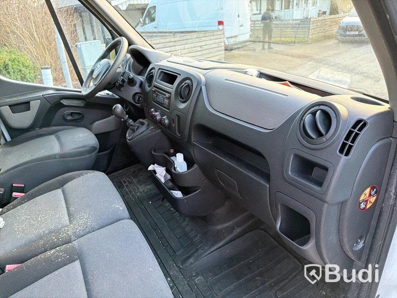 Nissan NV400 2.3 dCi (125hk) Volymskåp med bakgavellift -2015