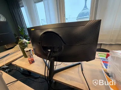 Samsung 34-tums curved datorskärm