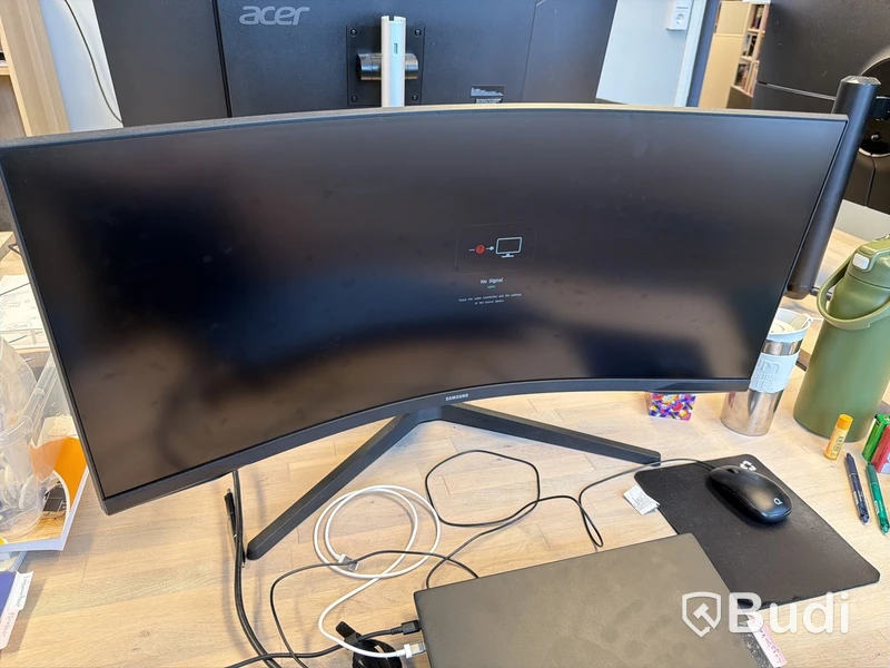 Samsung 34-tums curved datorskärm