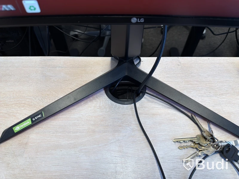 LG 34-tums curved datorskärm