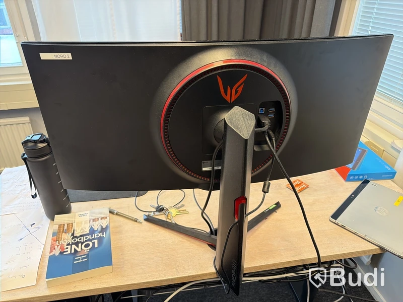 LG 34-tums curved datorskärm