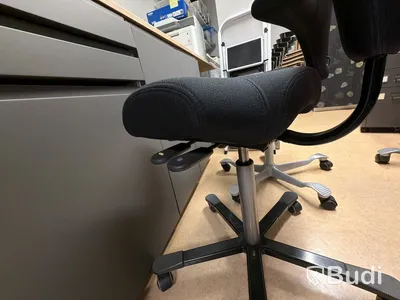 2 st Håg Capisco kontorsstolar